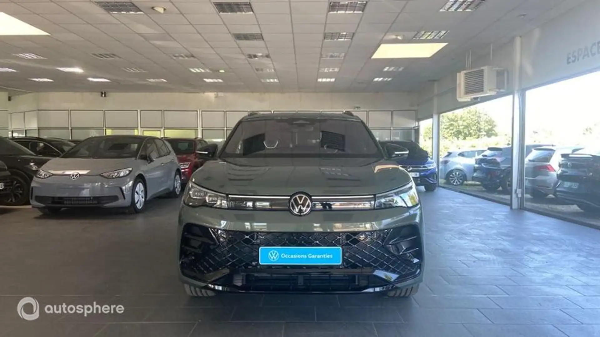 Volkswagen Tiguan 1.5 eHybrid 204ch R-Line Edition DSG6 - 2