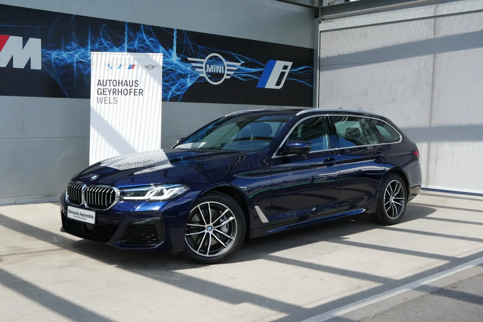 BMW 540 540d xDrive Bleu - 1