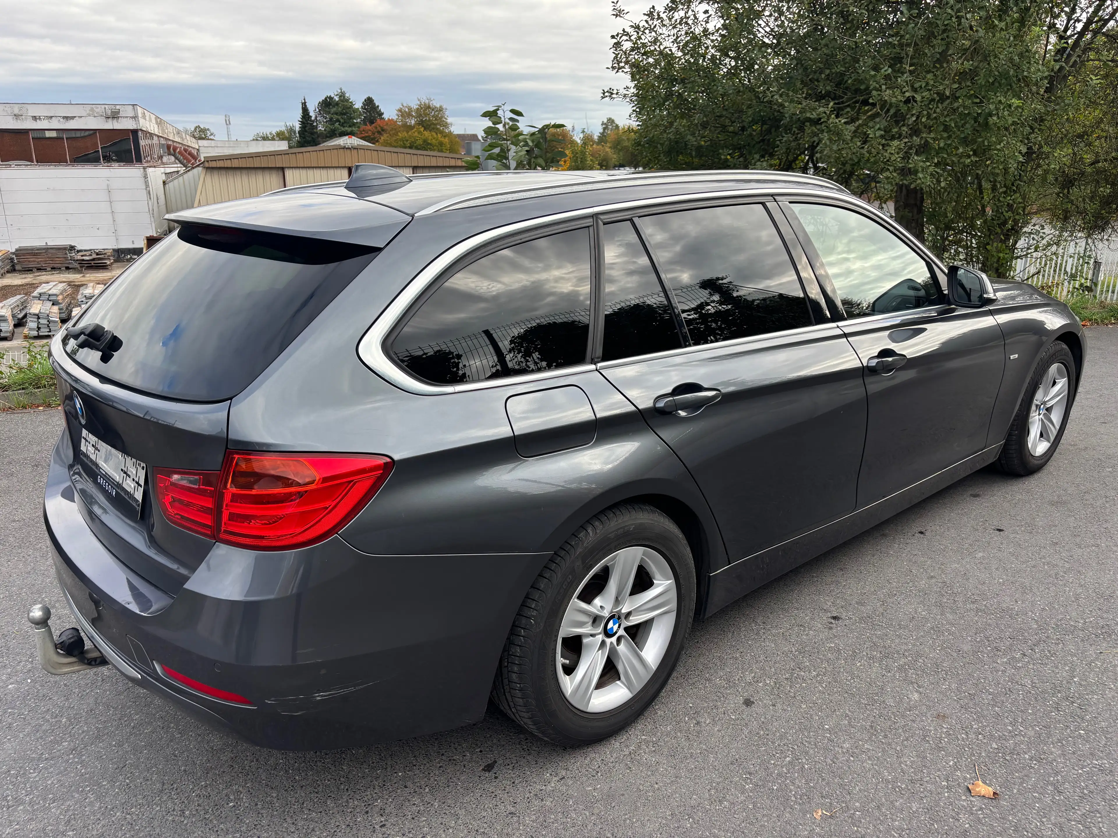 BMW 318 Touring 318 dA — photo 5