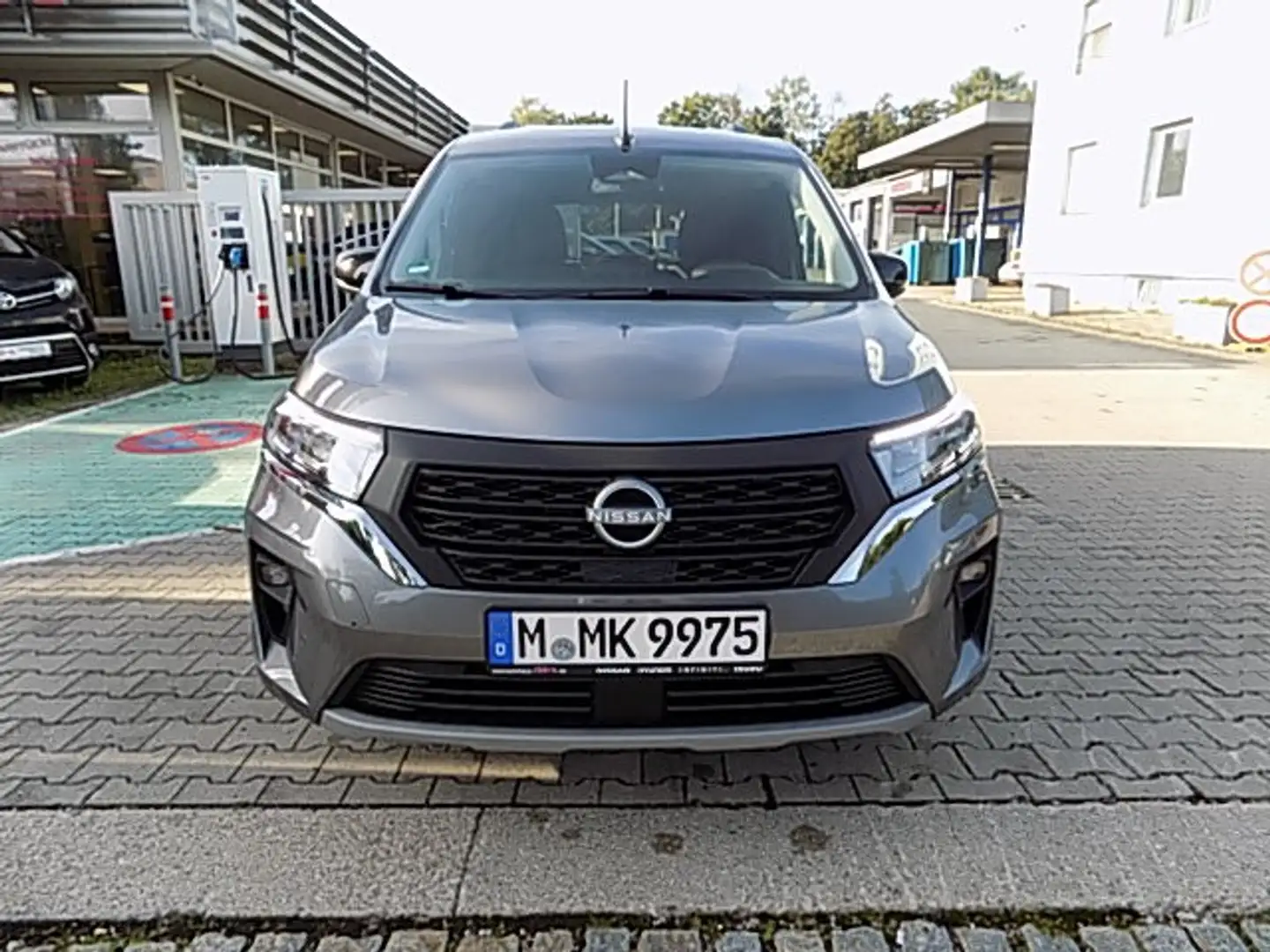 Nissan Townstar Kombi Tekna L1 DIG-T 130PS 6MT Klima Navi Leder siva - 2