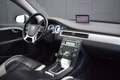 Volvo V70 2.0T 200pk R-Design Zwart Leder | Xenon | High Per Zwart - thumbnail 2