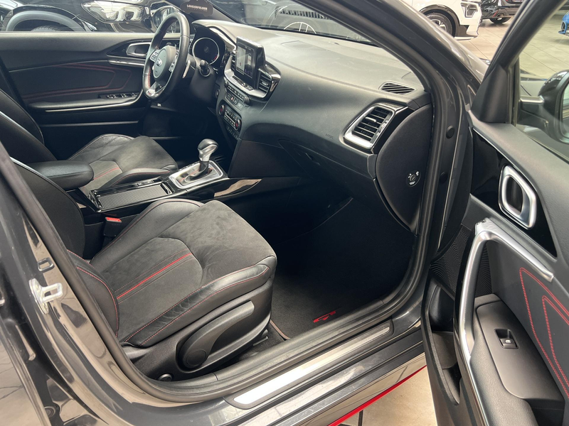 Kia ProCeed / pro_cee'd Proceed 1.6 T-GDI GT/BT/CARPLAY/KAMERA/AHK/USB — photo 14