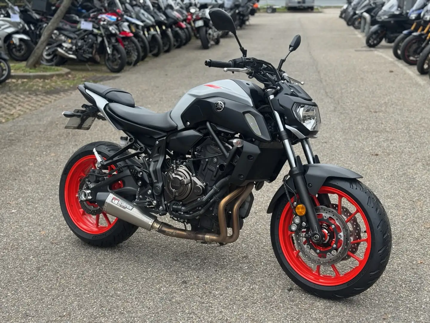 Yamaha MT-07 - 1