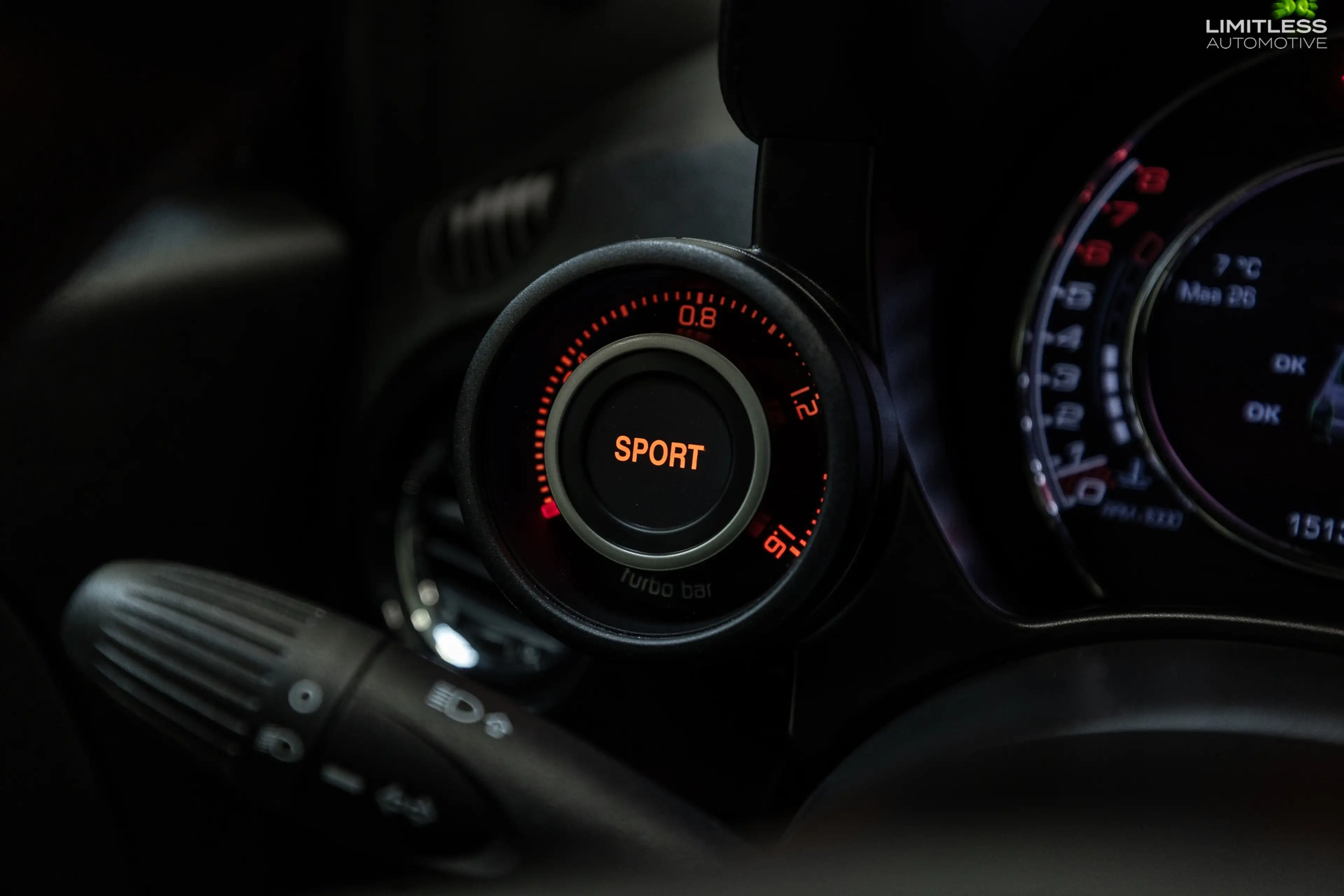 Abarth 595 Turismo | Black over Tan — photo 15