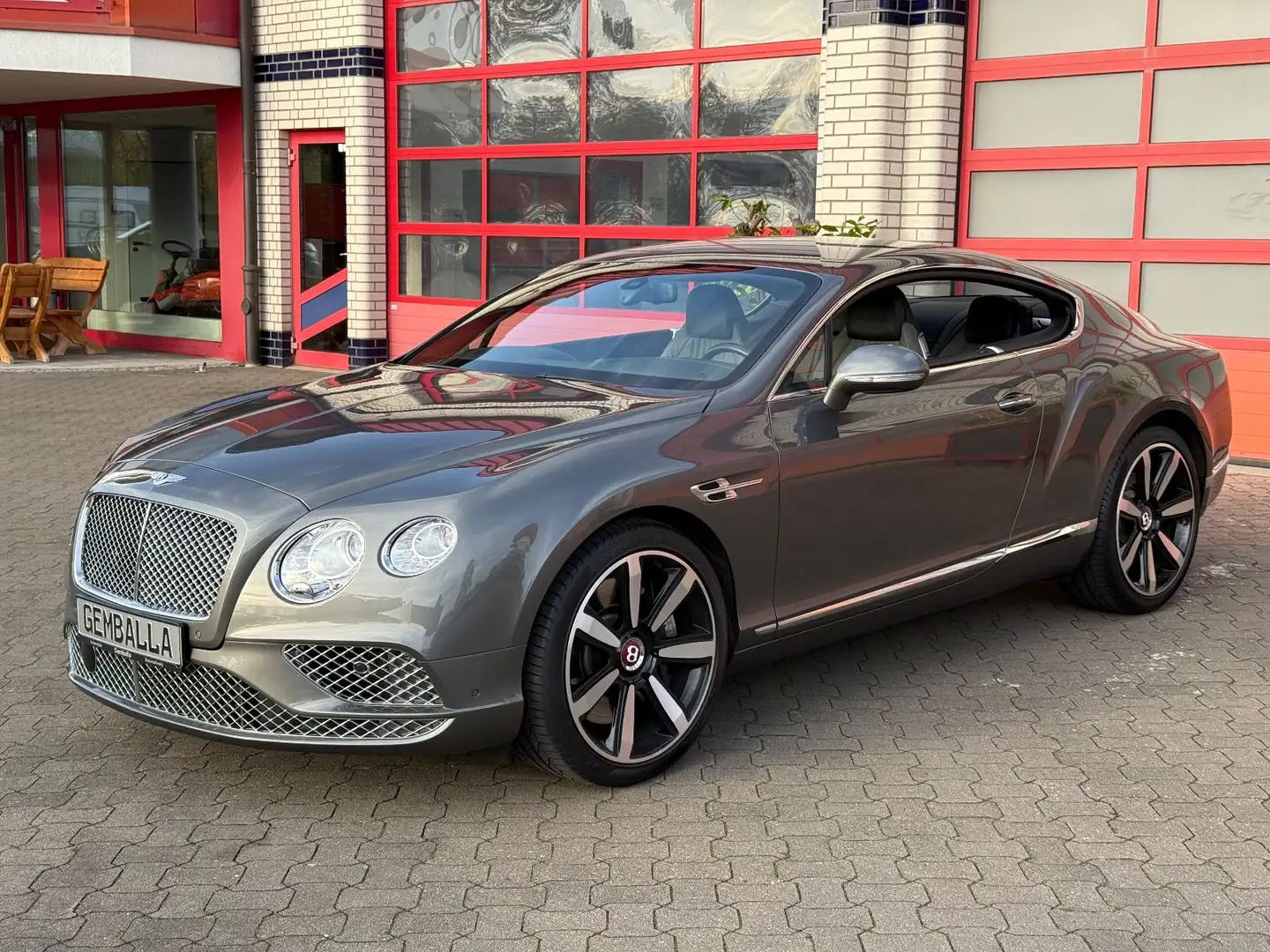 Bentley Continental GT CONTINENTAL GT 6.0 W12 4WD, DE, BENTLEY SERVICE Grau - 1