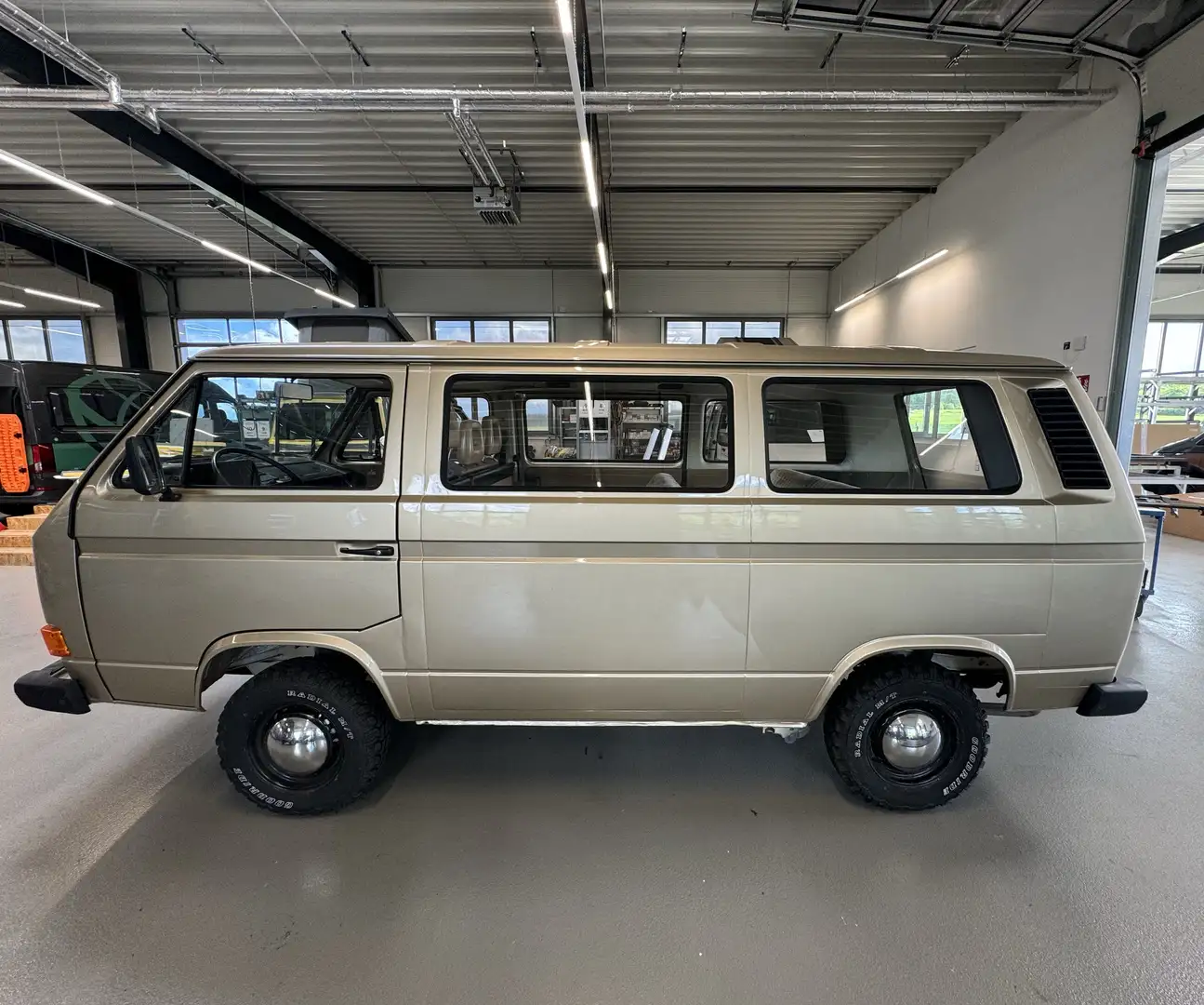 Volkswagen T3 Caravelle Oro - 2