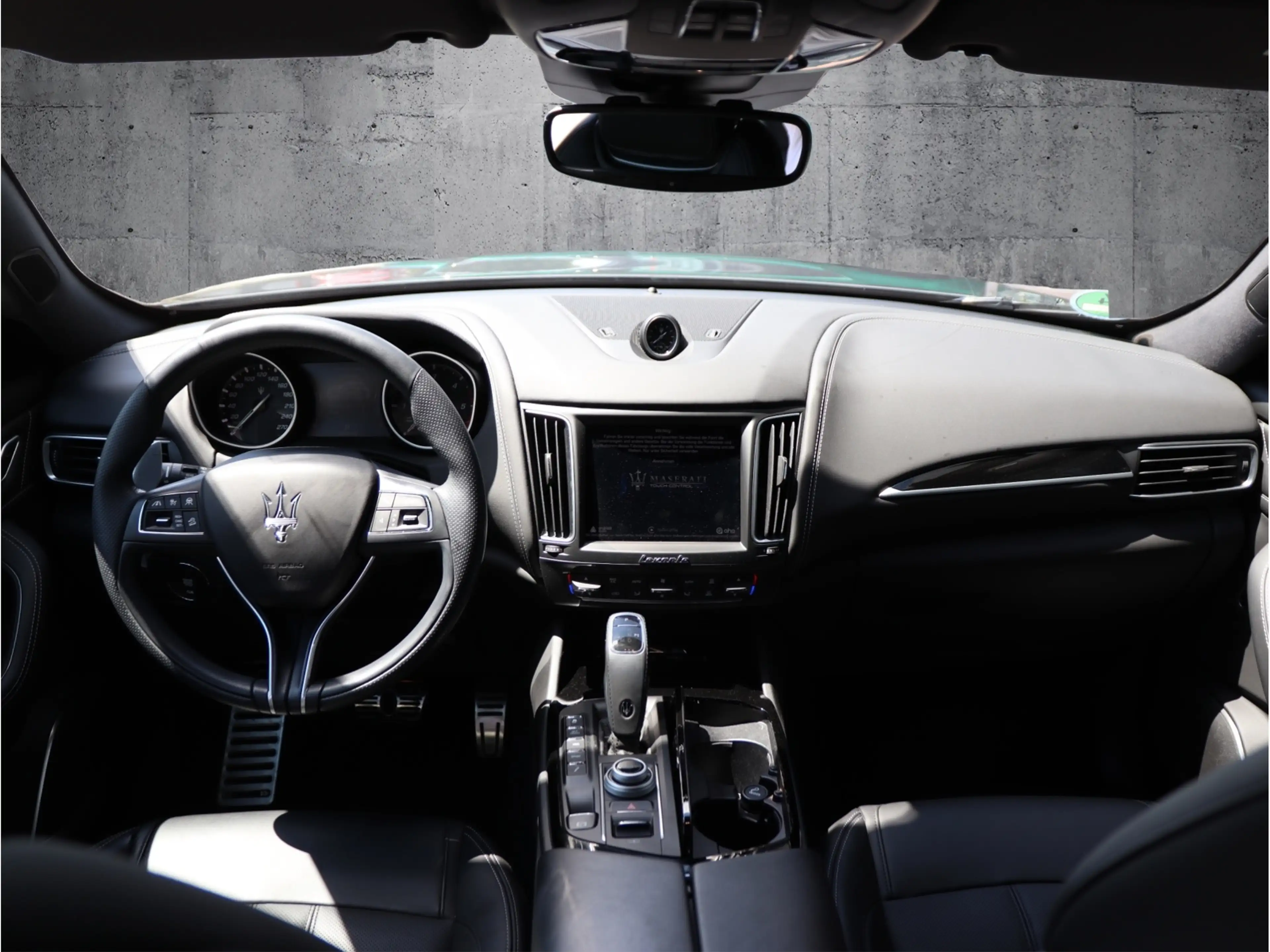 Maserati Levante Diesel GranSport — photo 7