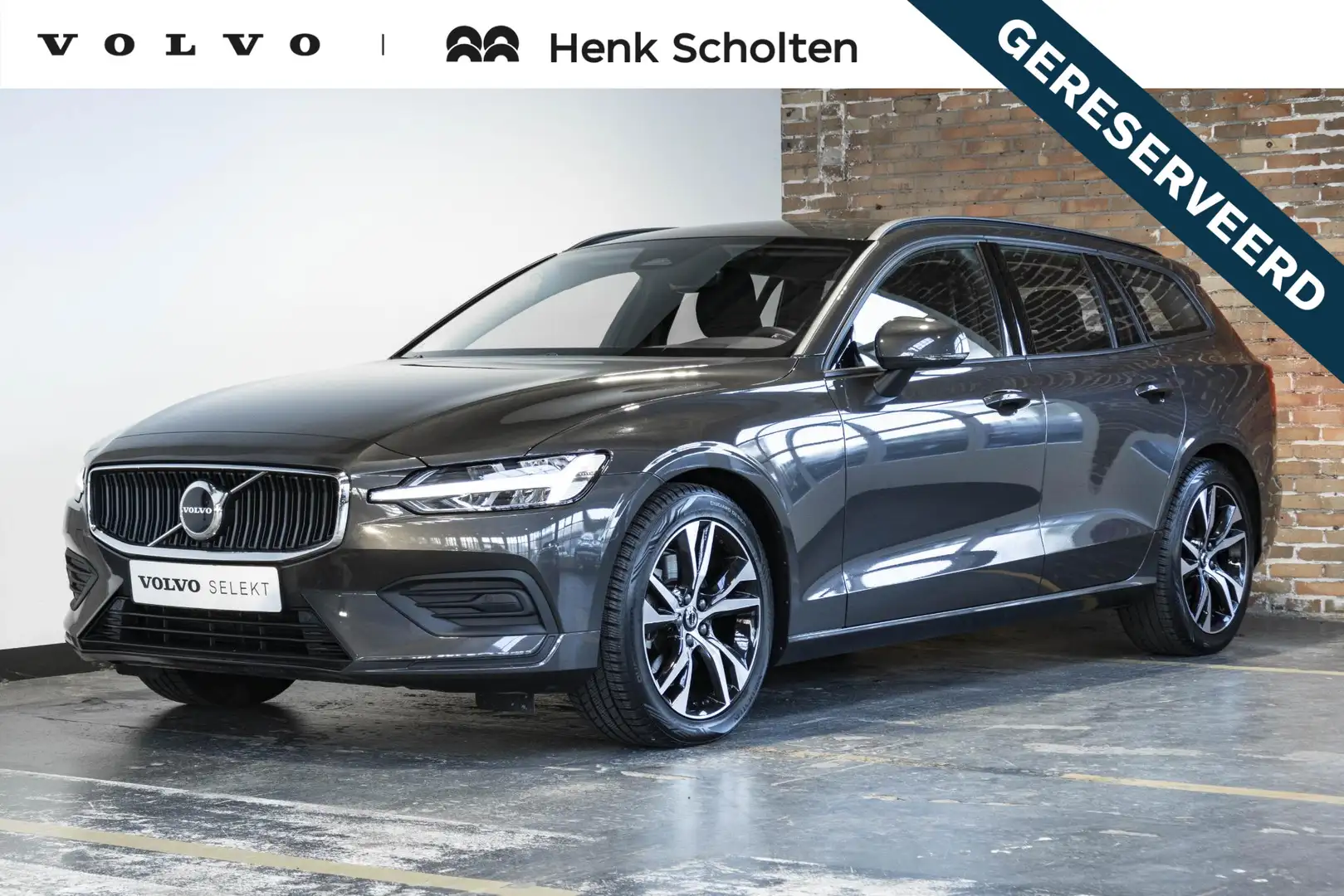 Volvo V60 B3 Automaat Essential Edition | BLIS | Adaptive Cr Grau - 1
