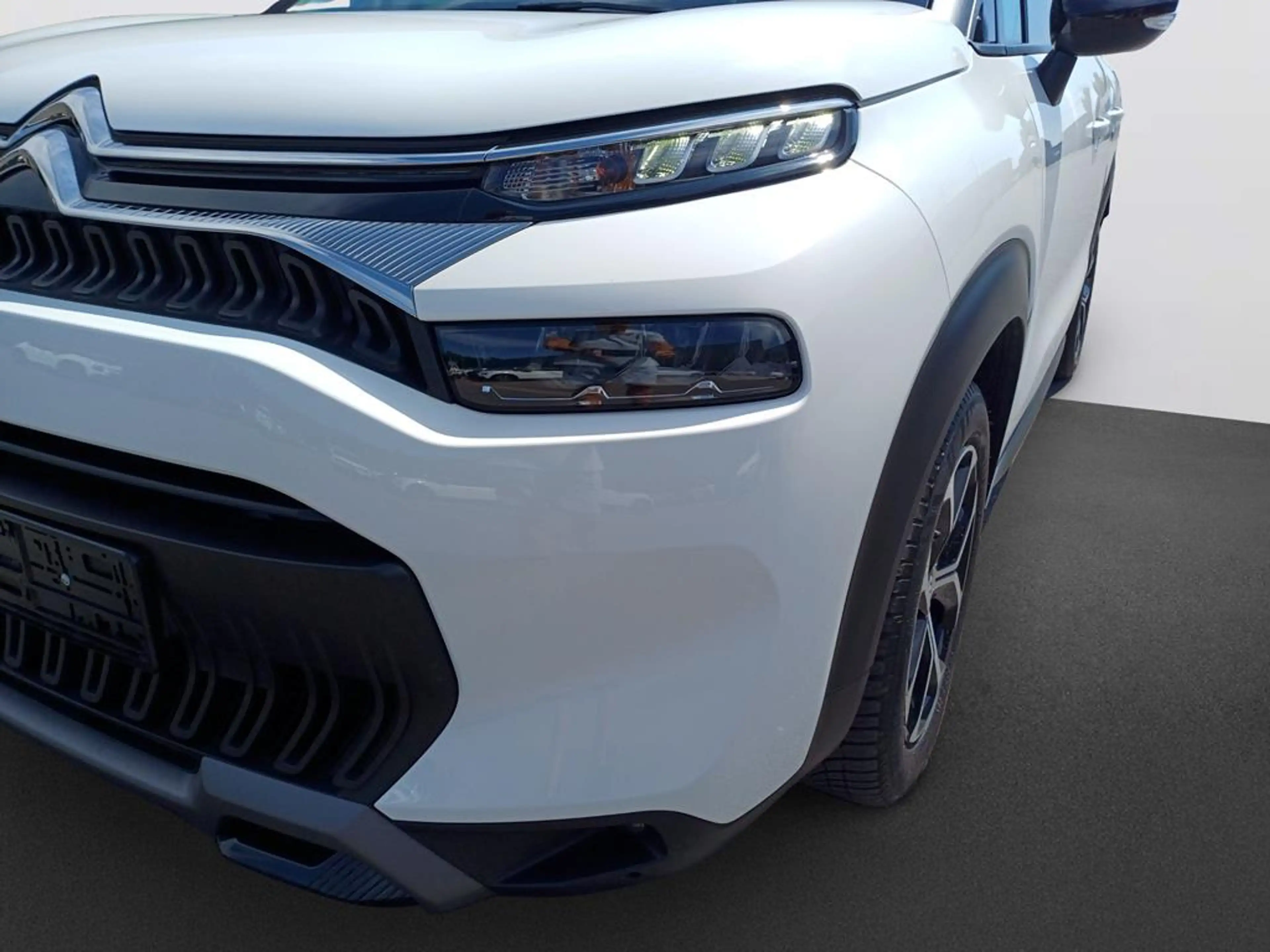 Citroen C3 Aircross PureTech 110 S&S Shine — photo 9