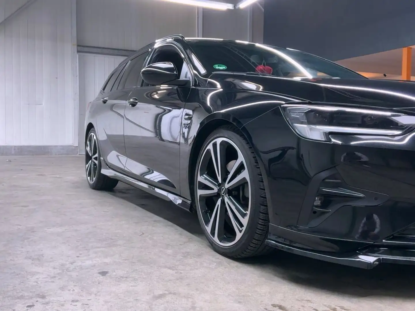 Opel Insignia Sports Tourer 2.0 Diesel Aut. Ultimate - 1