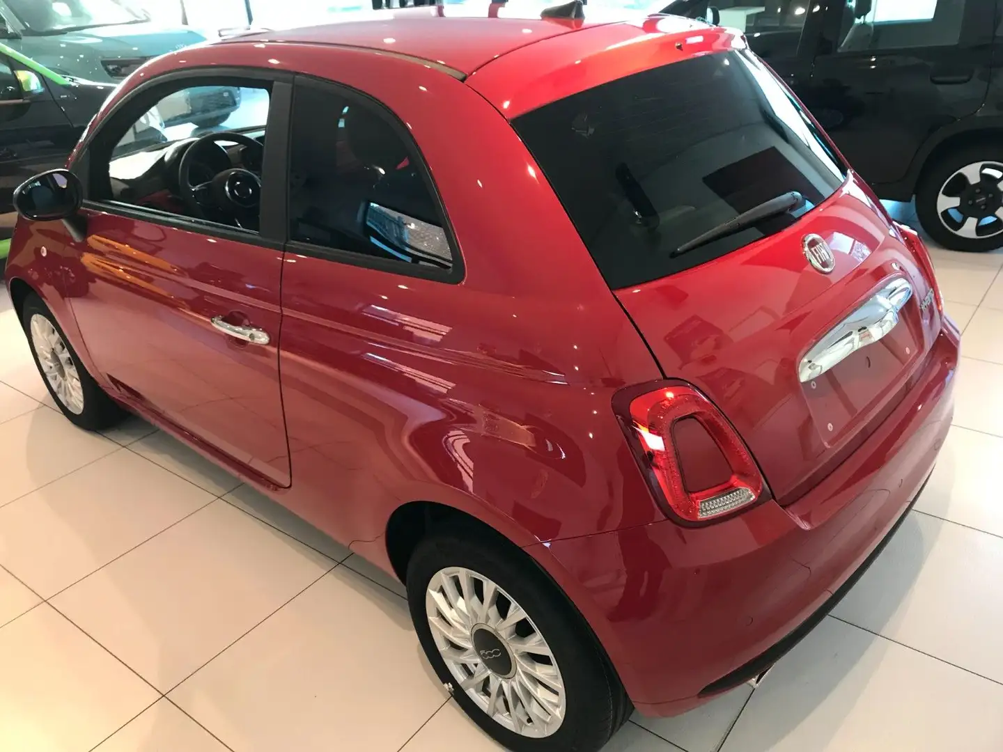Fiat 500 Hybrid Rot - 2
