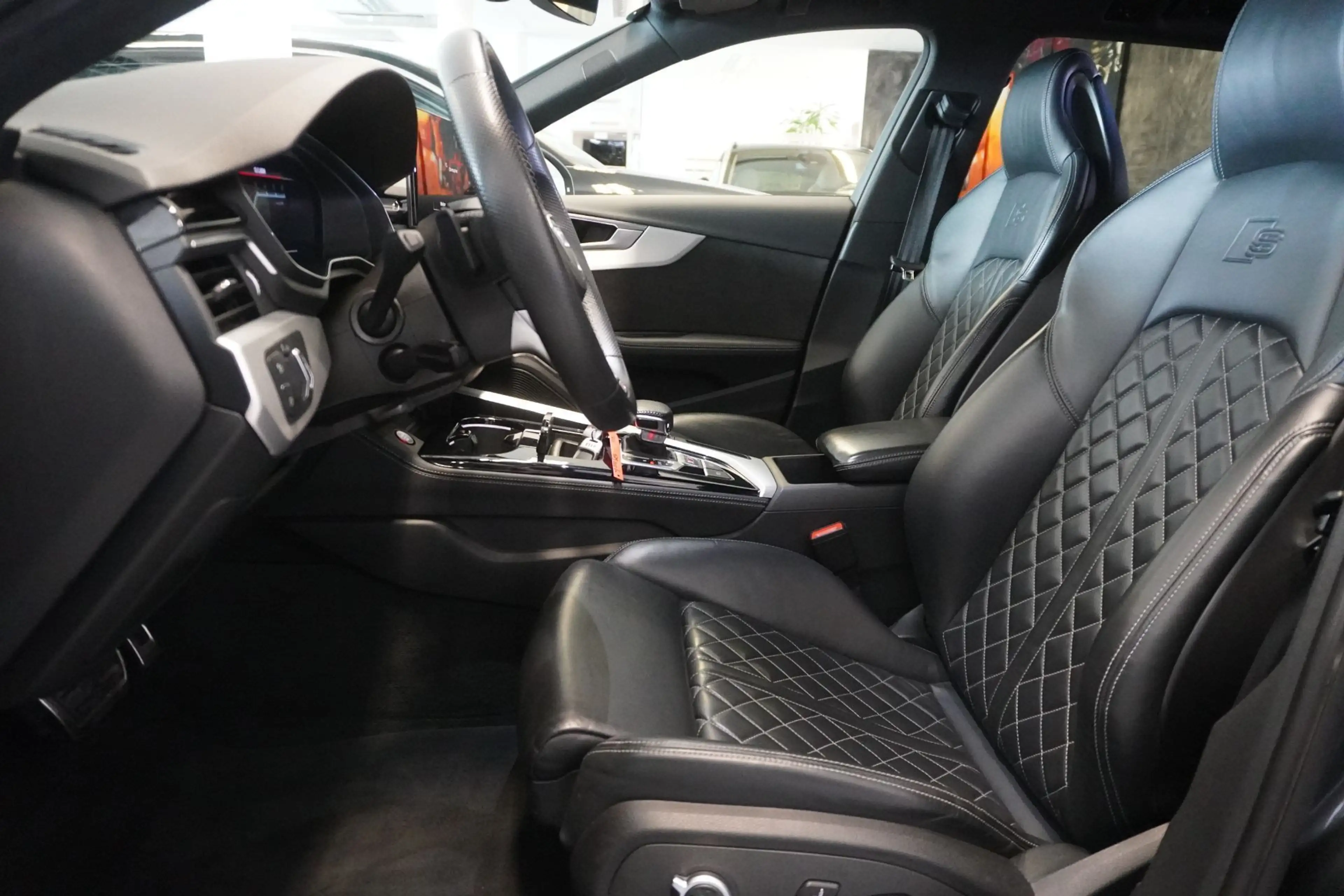 Audi S4 Avant TDI quattro Aut. Leder/Matrix — photo 8