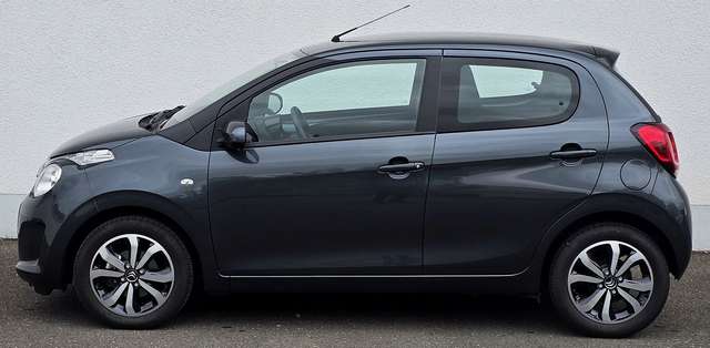 Citroen C1 Shine Automatik Navi Klima Alu SHZ Top Zustand