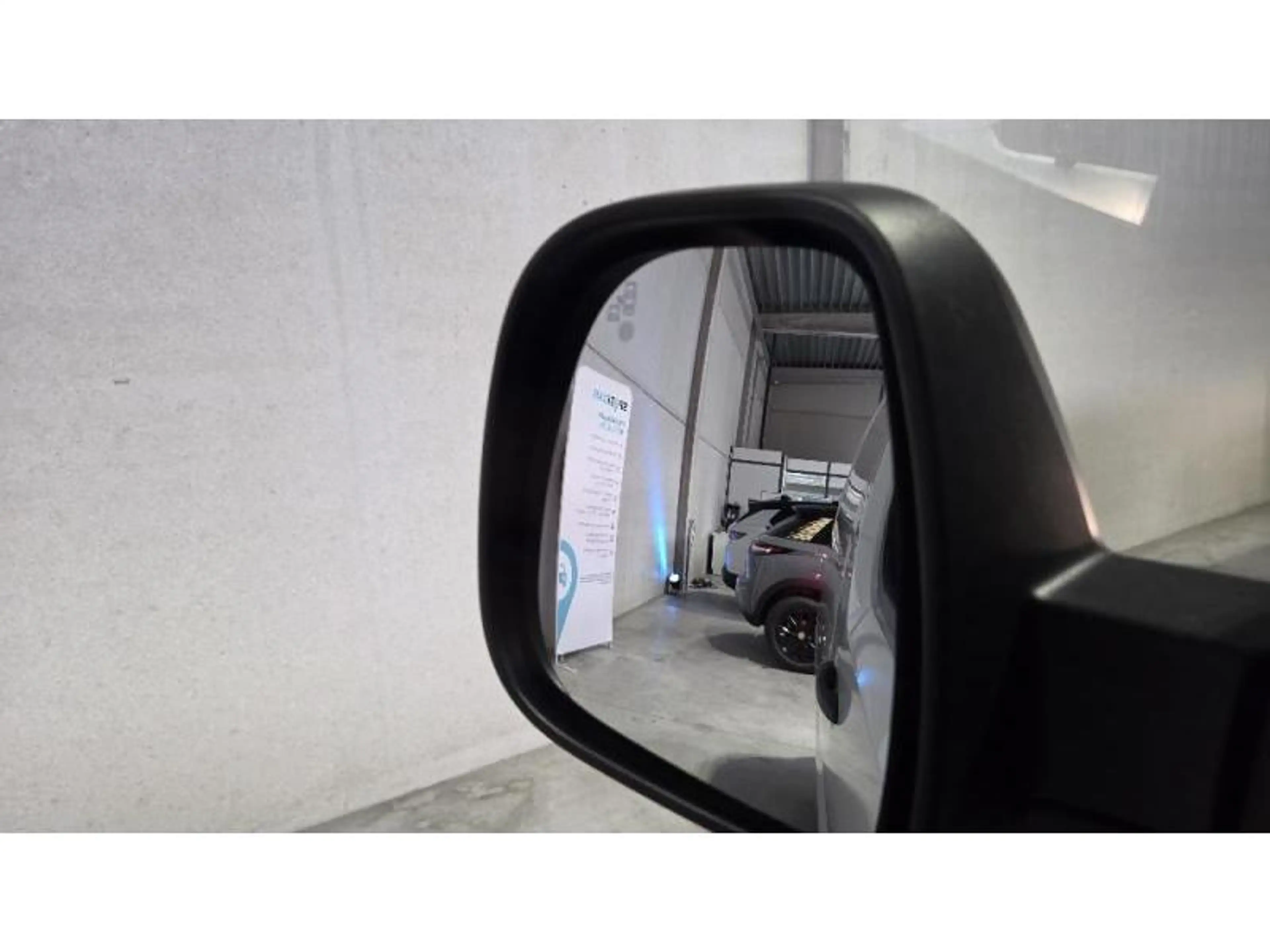 Peugeot Expert Premium — photo 12