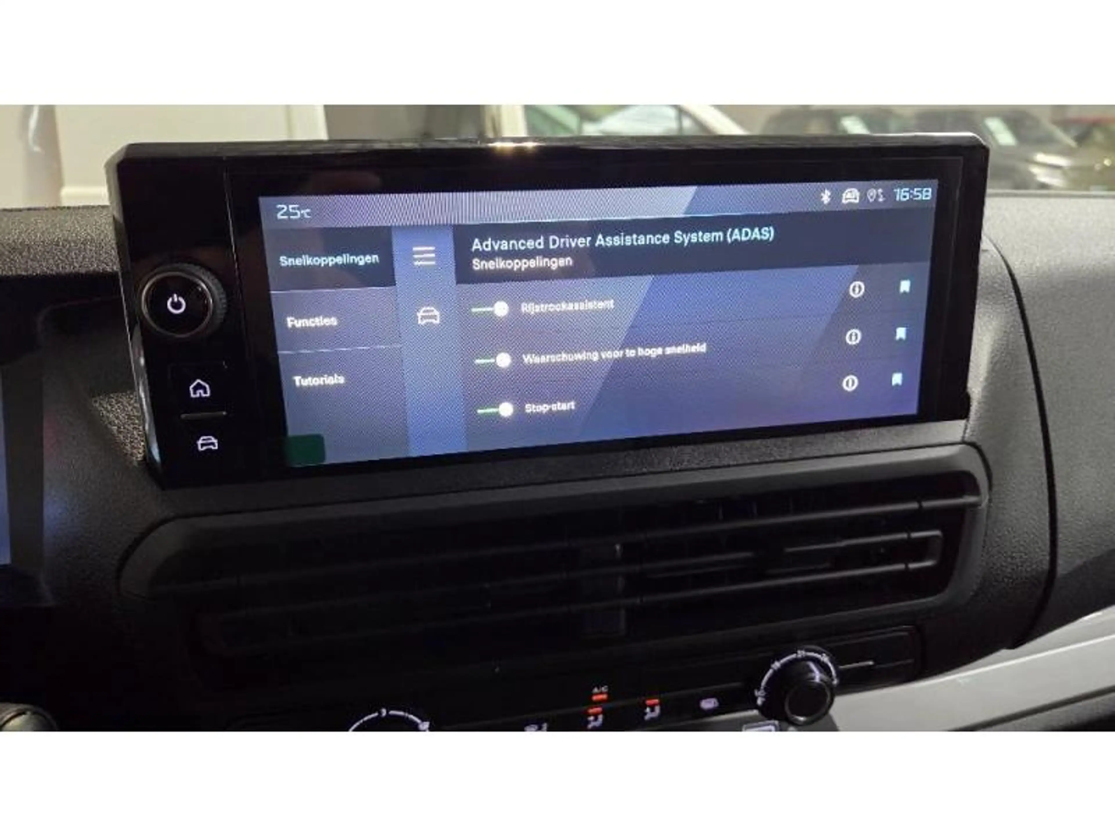 Peugeot Expert Premium — photo 14