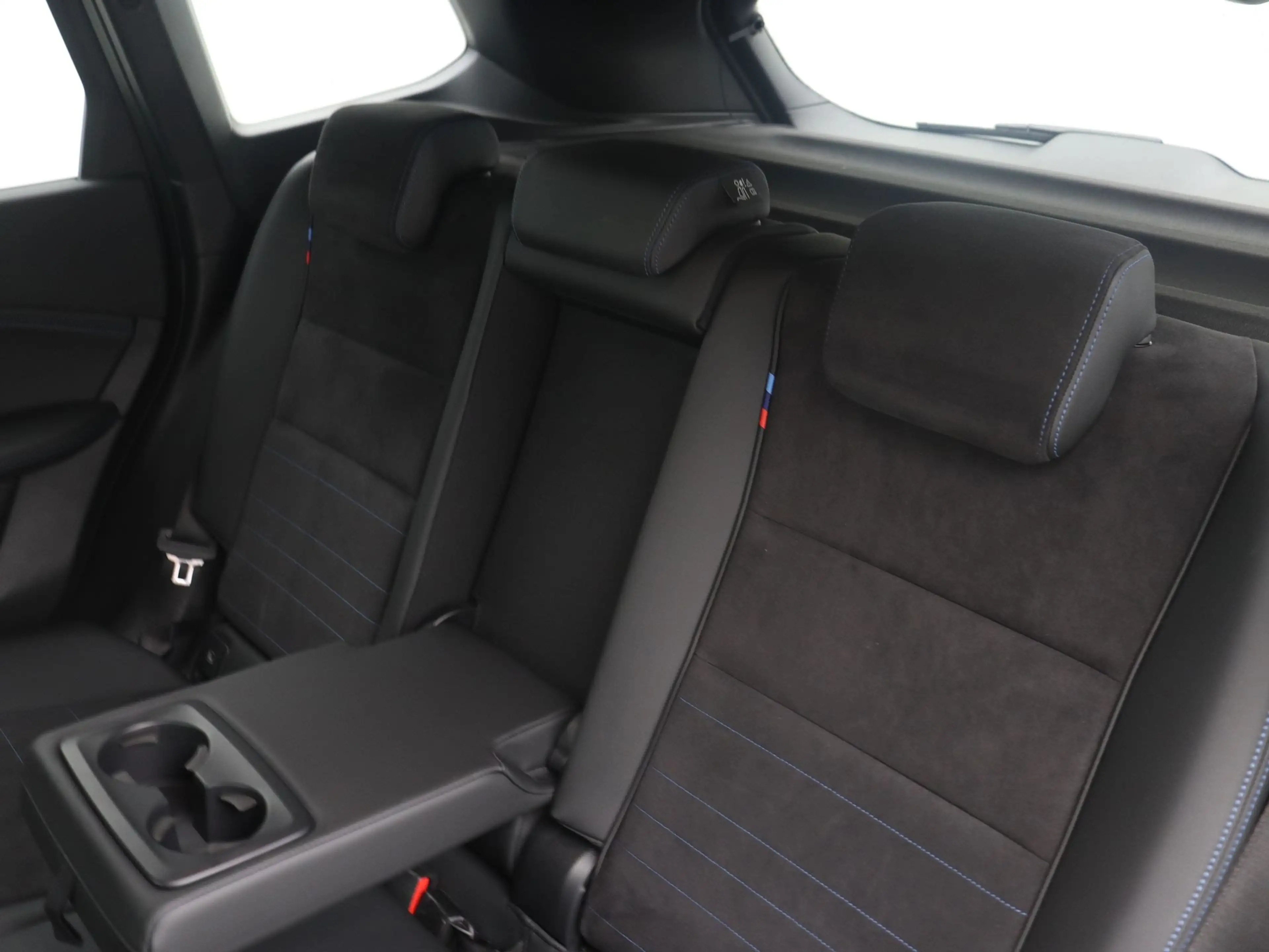 BMW X1 xDrive30e — photo 15