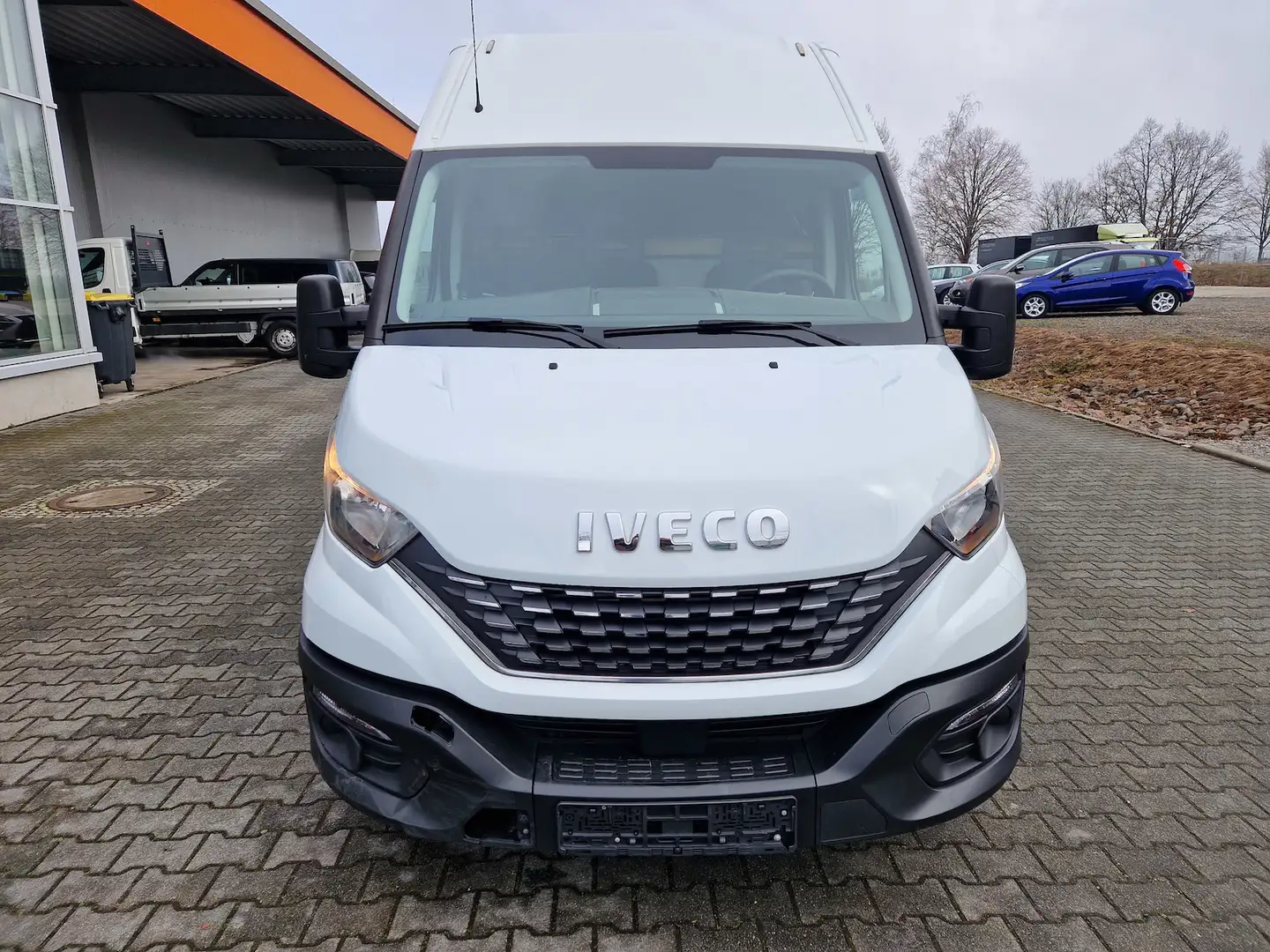 Iveco Daily 35S14V Maxikasten RS 4100mm Weiß - 2