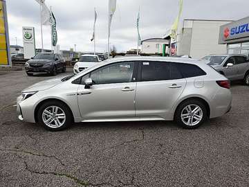 1,8 HEV E-CVT Flash