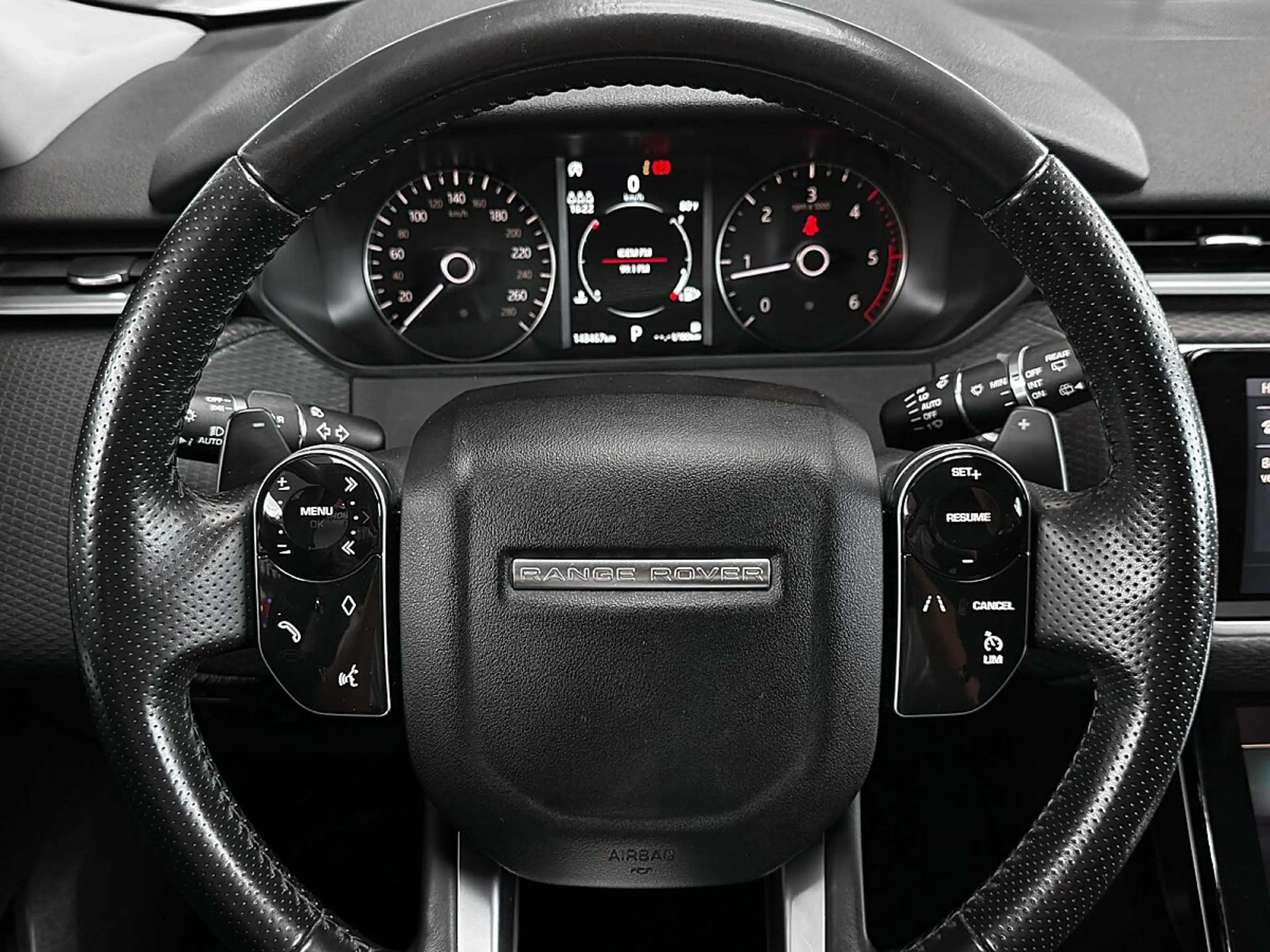 Land Rover Range Rover Velar D180 Allrad Aut. | PICKERL BIS 05/2027 | — photo 12