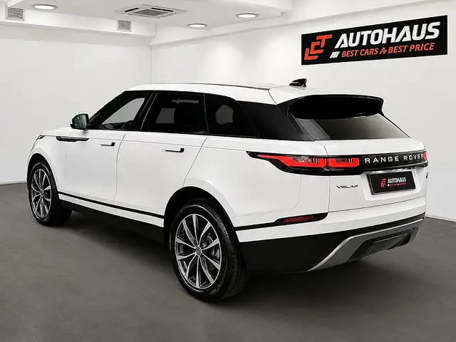Land Rover Range Rover Velar view 3