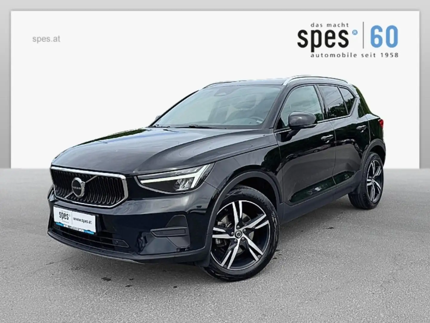 Volvo XC40 B3 Core Schwarz - 2