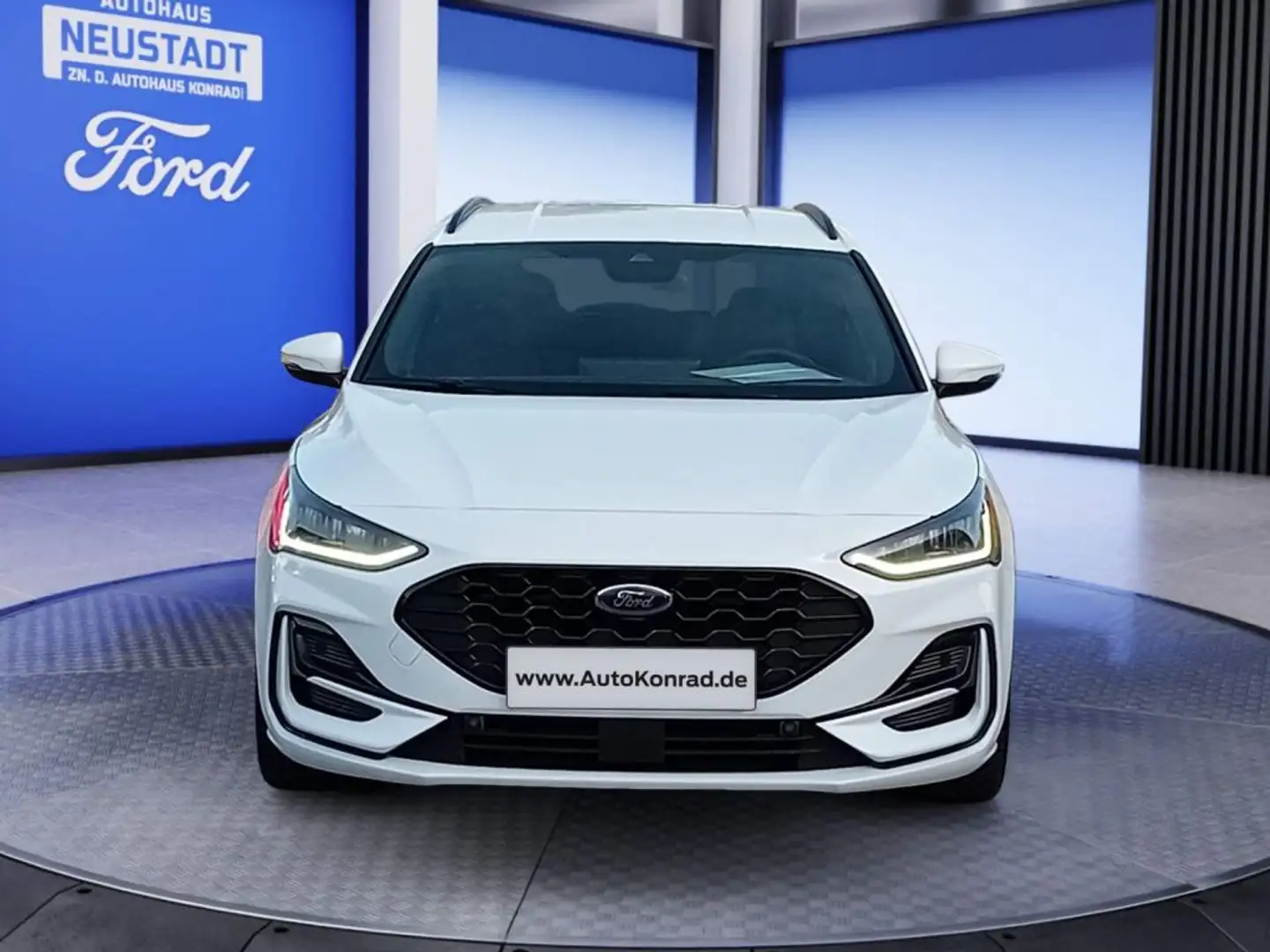 Ford Focus Turnier 1.0 MHEV ST-LINE *Fahrass.Pk*WinterPk* Weiß - 2