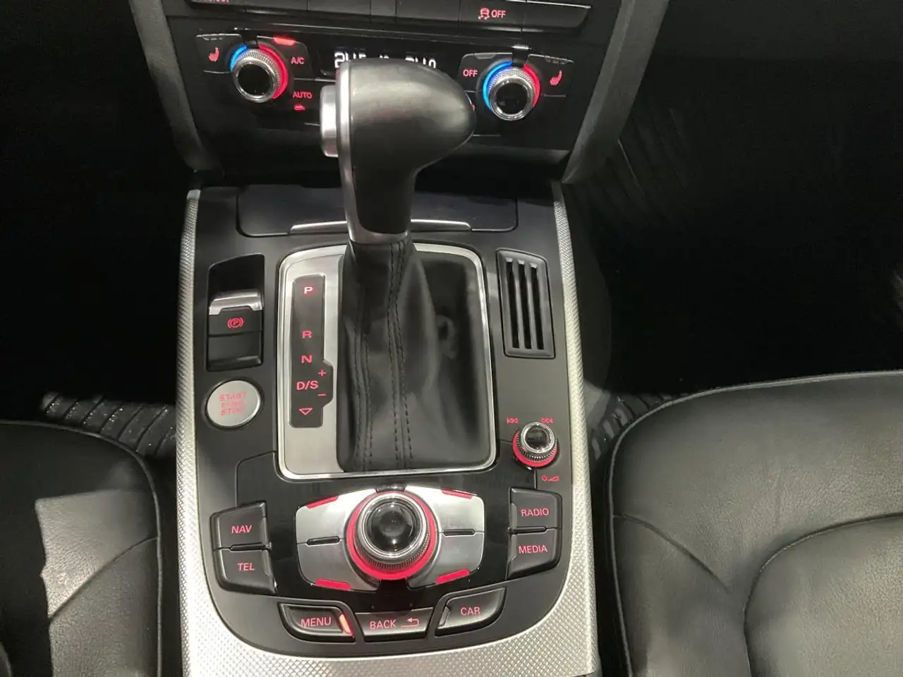 Audi A4 снимка Audi A4