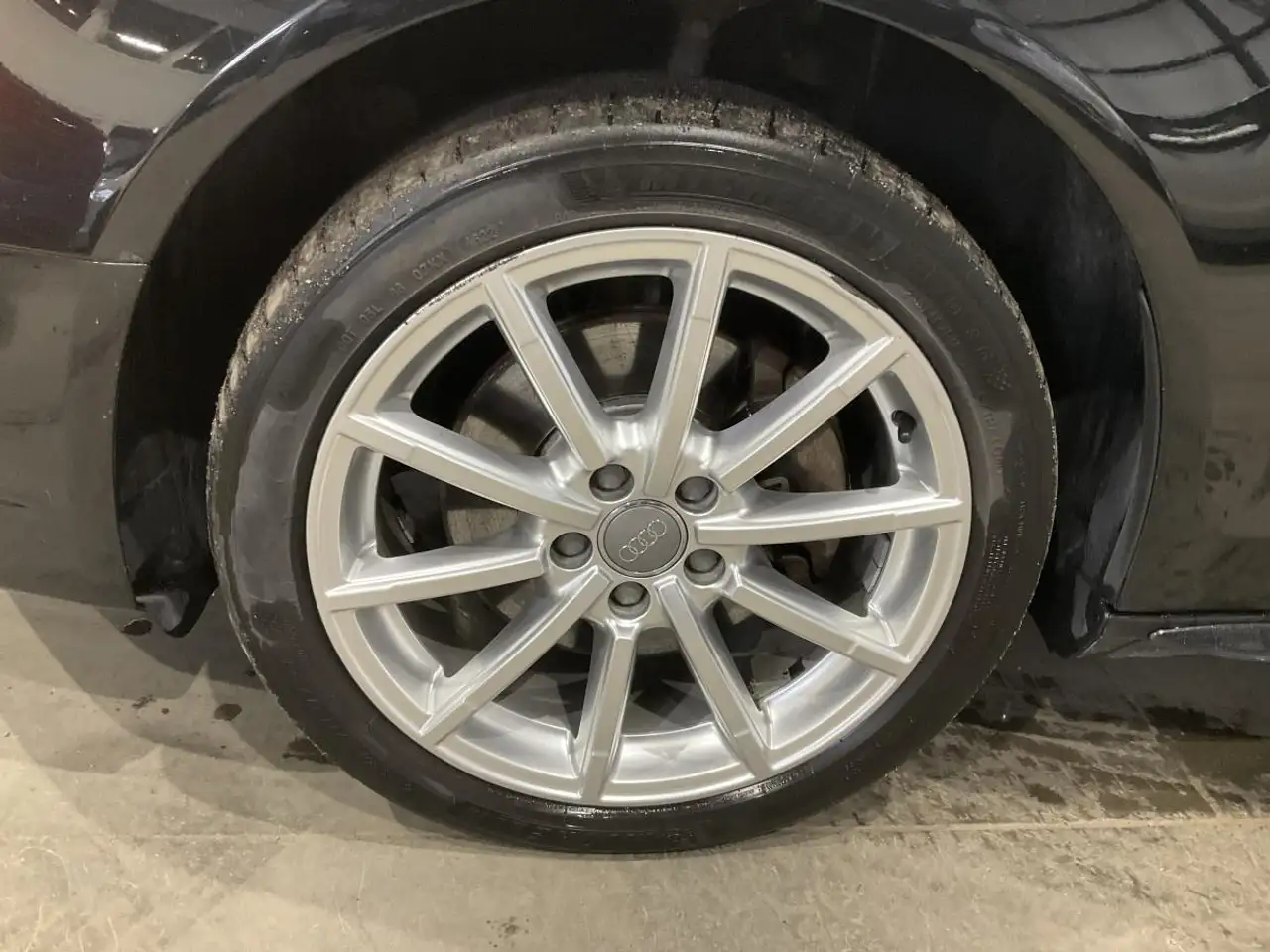 Audi A4 снимка Audi A4