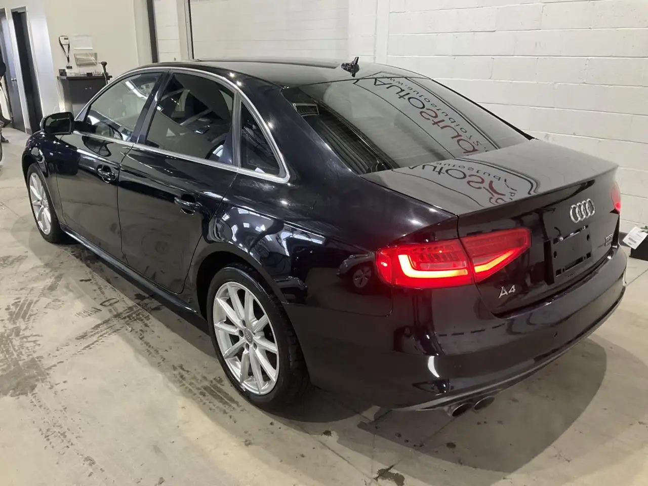 Audi A4 снимка Audi A4