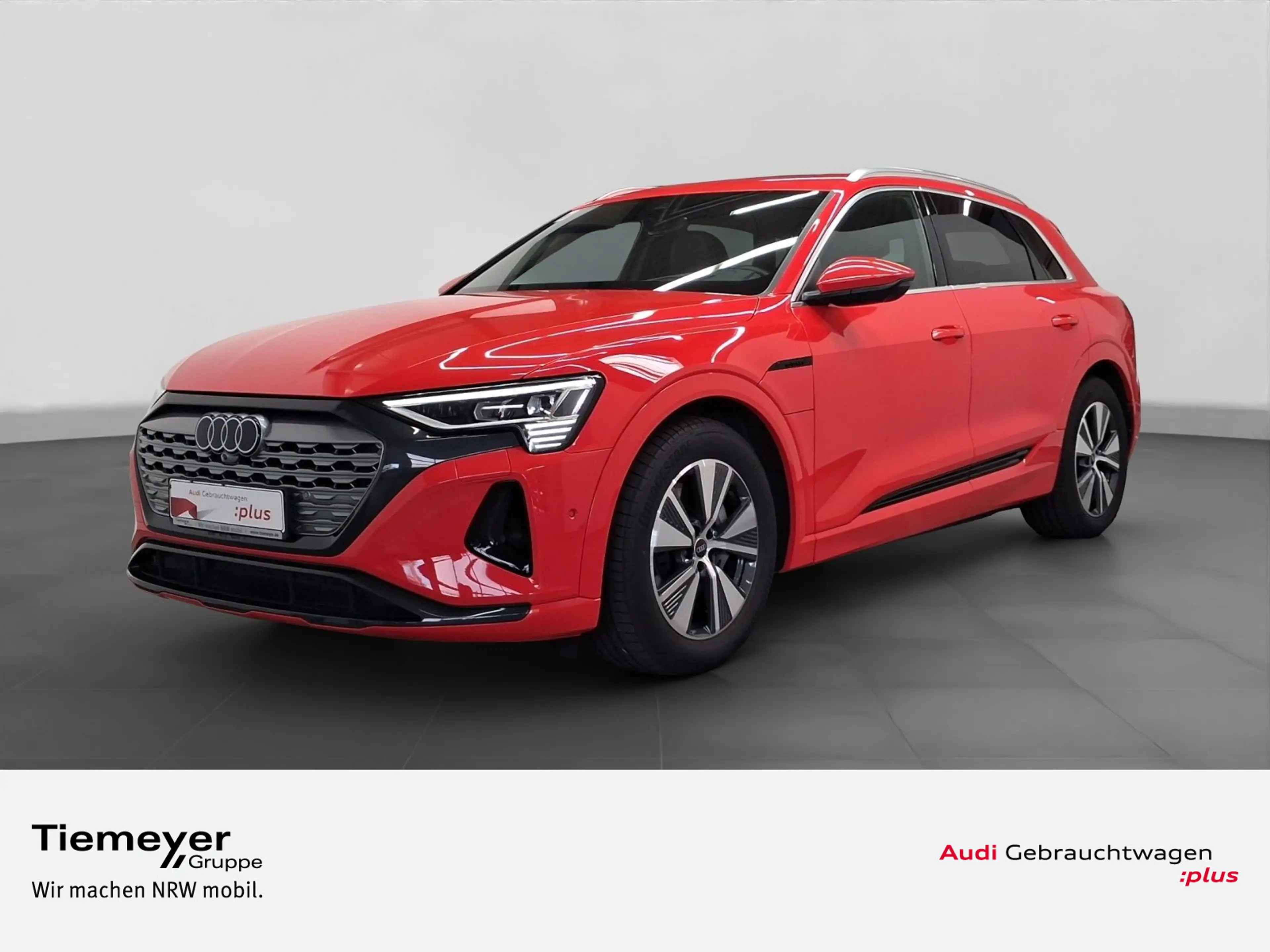 Audi Q8 e-tron 55 Q S LINE PANO AHK MATRIX PDC+ BuO
