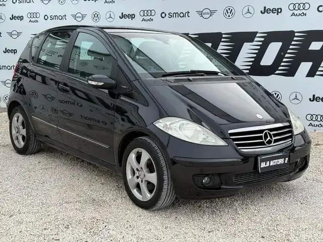 Mercedes-Benz A 180 in vendita da Baja Motors 2