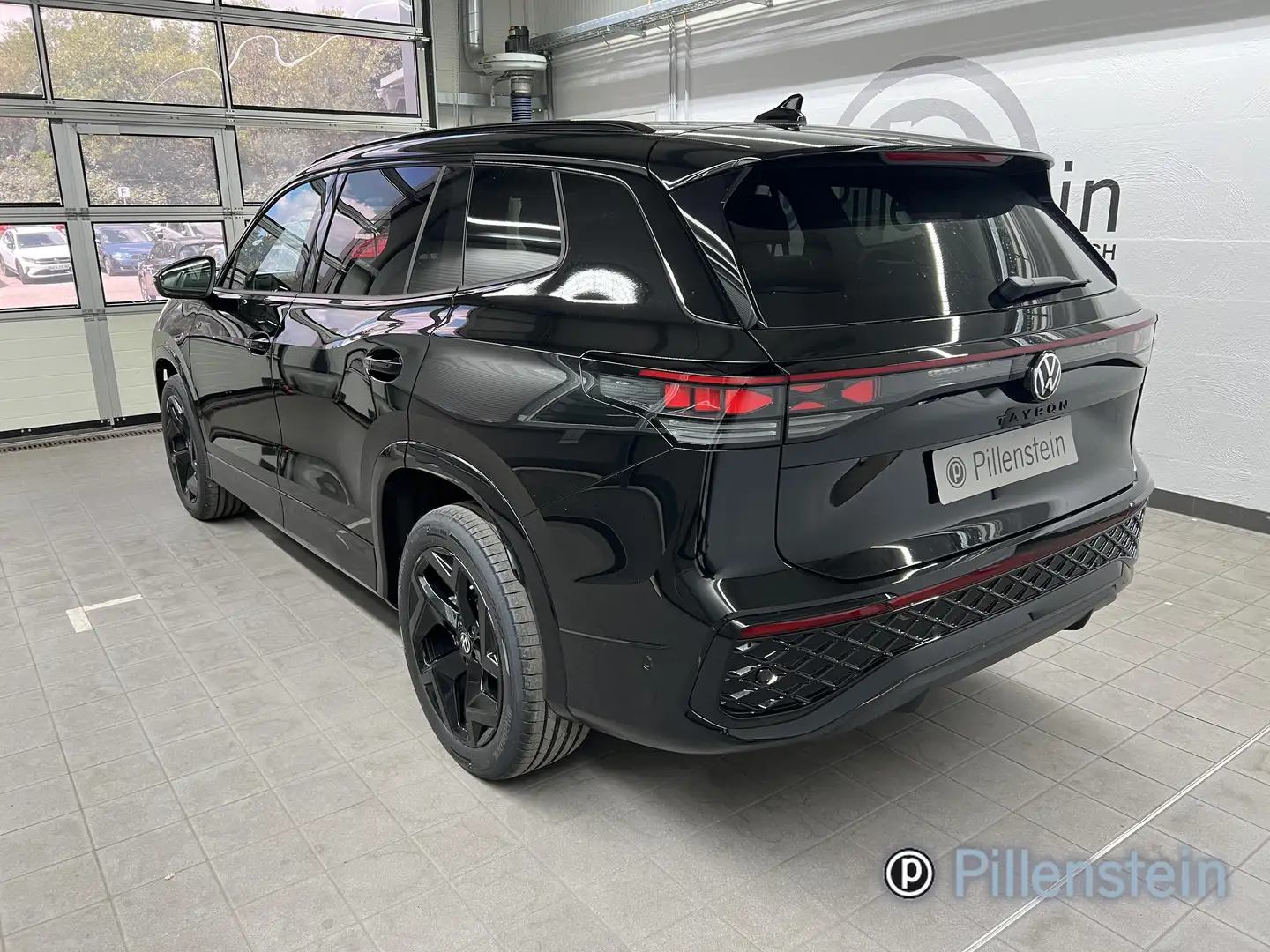 Volkswagen Tayron TDI DSG R-LINE/BLACK AHK+H&K+MAX+AREA+HUD Noir - 2