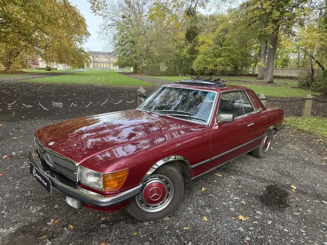 Mercedes-Benz SLC 350 1979 V8 Coupe Toit Ouvrant Boite Auto SHOWROOM