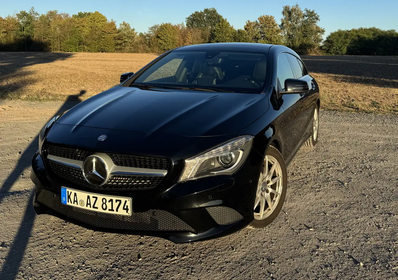 Mercedes-Benz CLA 180