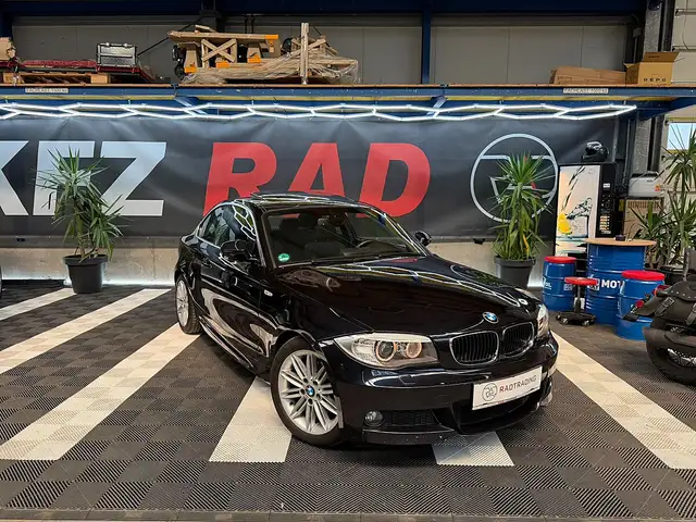 BMW 120 d Coupé M-Paket *NAVI* *PDC* *SHZ*