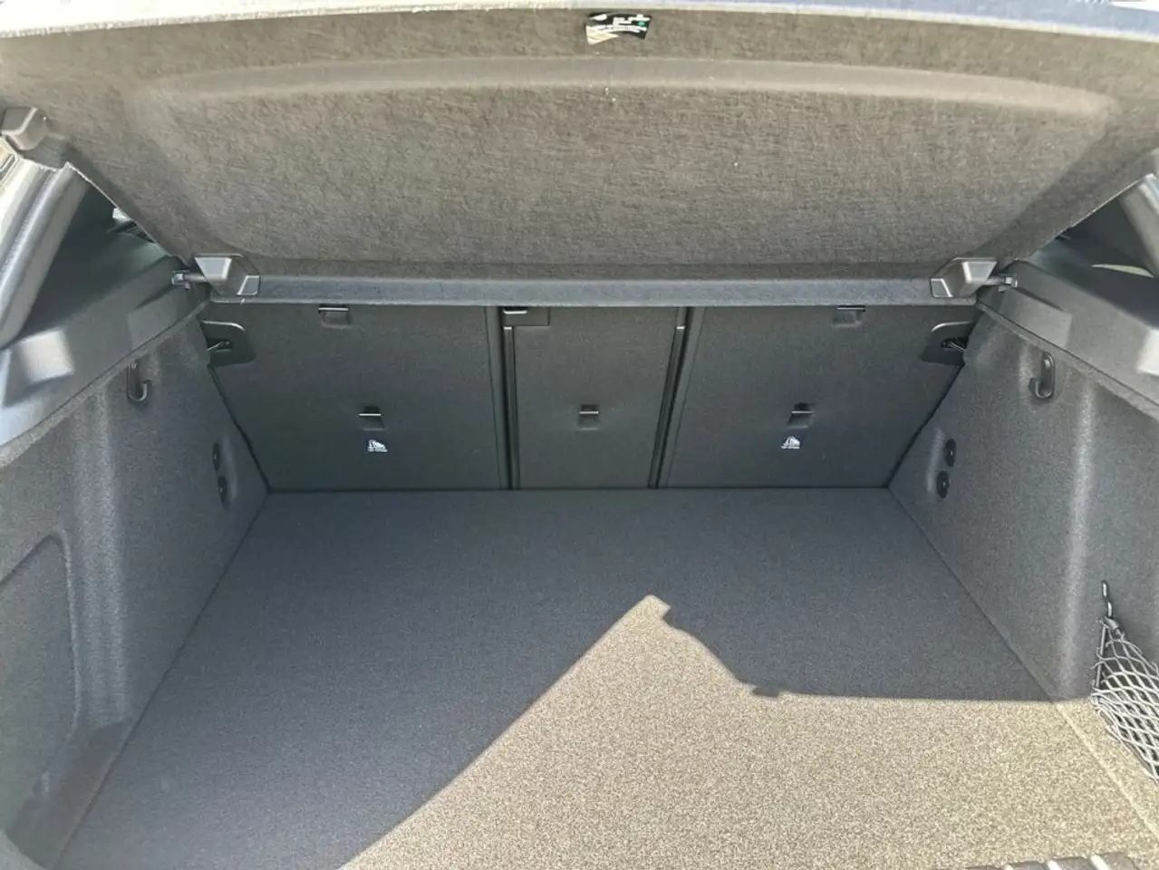 BMW 120 120 48V MSport Pro auto 8