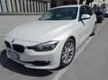 BMW 320 Serie 3 F31 2014 Touring 320d Business auto Bianco - thumbnail 1