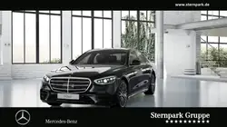 Mercedes-Benz S 450 d 4M AMG+ Pano+HuD+FP+AIRMAT+FondEntertain+ AMG Line Navi/Pano. Dach/Distronic/Styling/Autom./Klima/Park Assist.