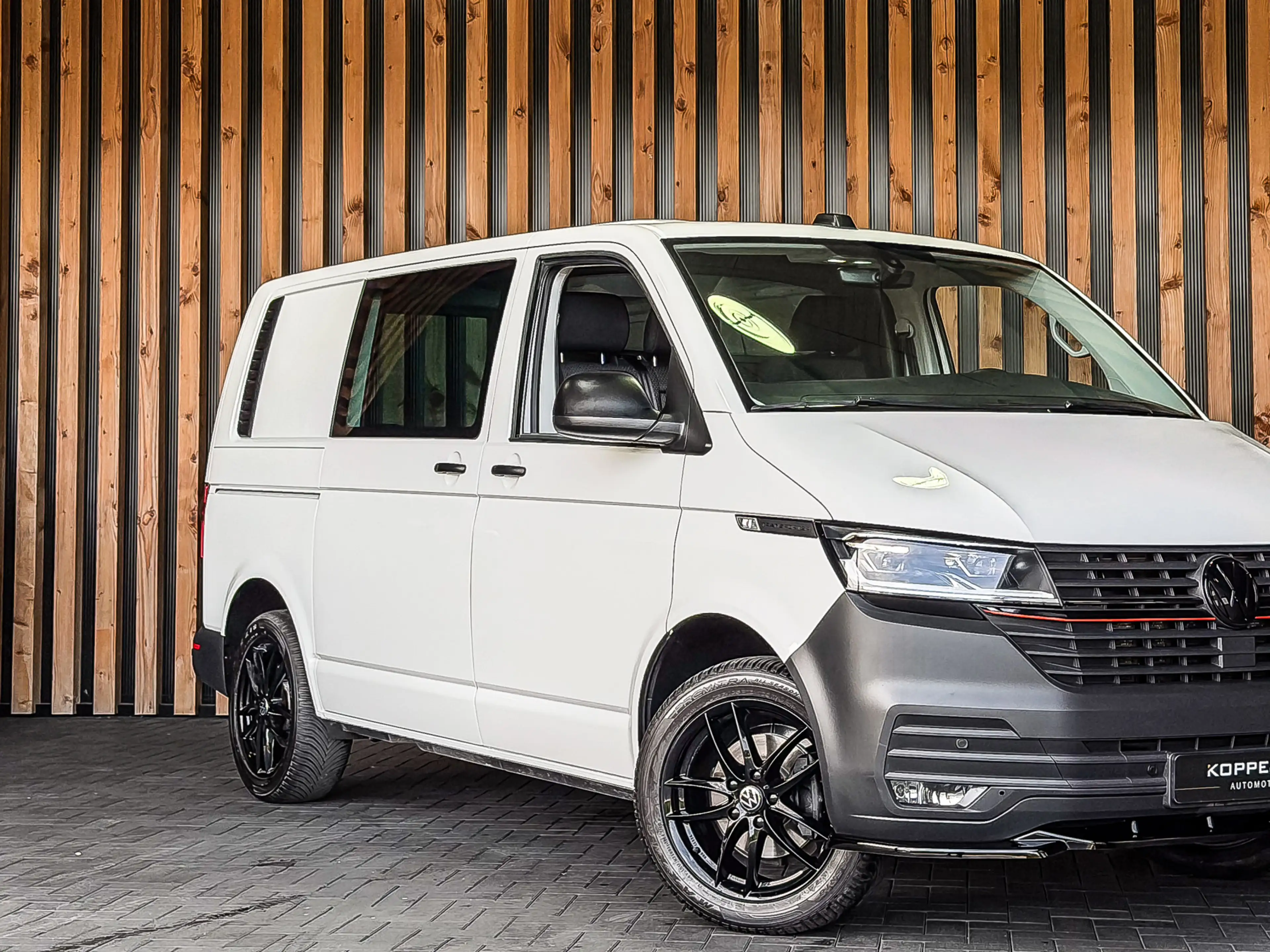 Volkswagen Transporter 2.0 TDI 150PK DSG Bestelwagen L1H1 | LED | STOELVE — photo 30