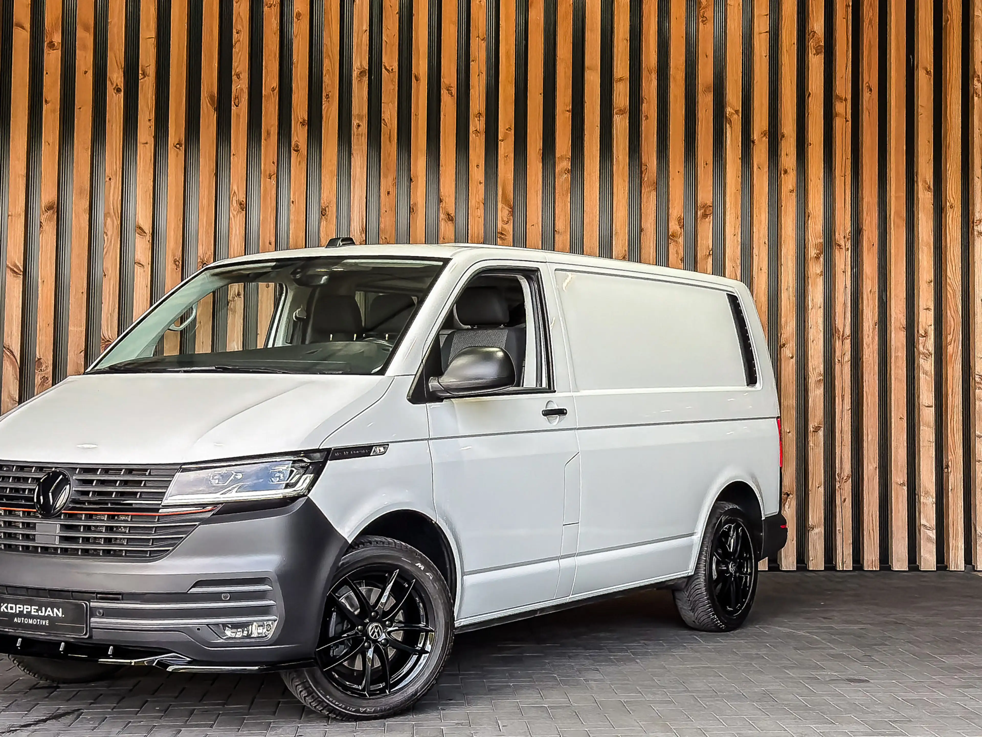 Volkswagen Transporter 2.0 TDI 150PK DSG Bestelwagen L1H1 | LED | STOELVE — photo 31