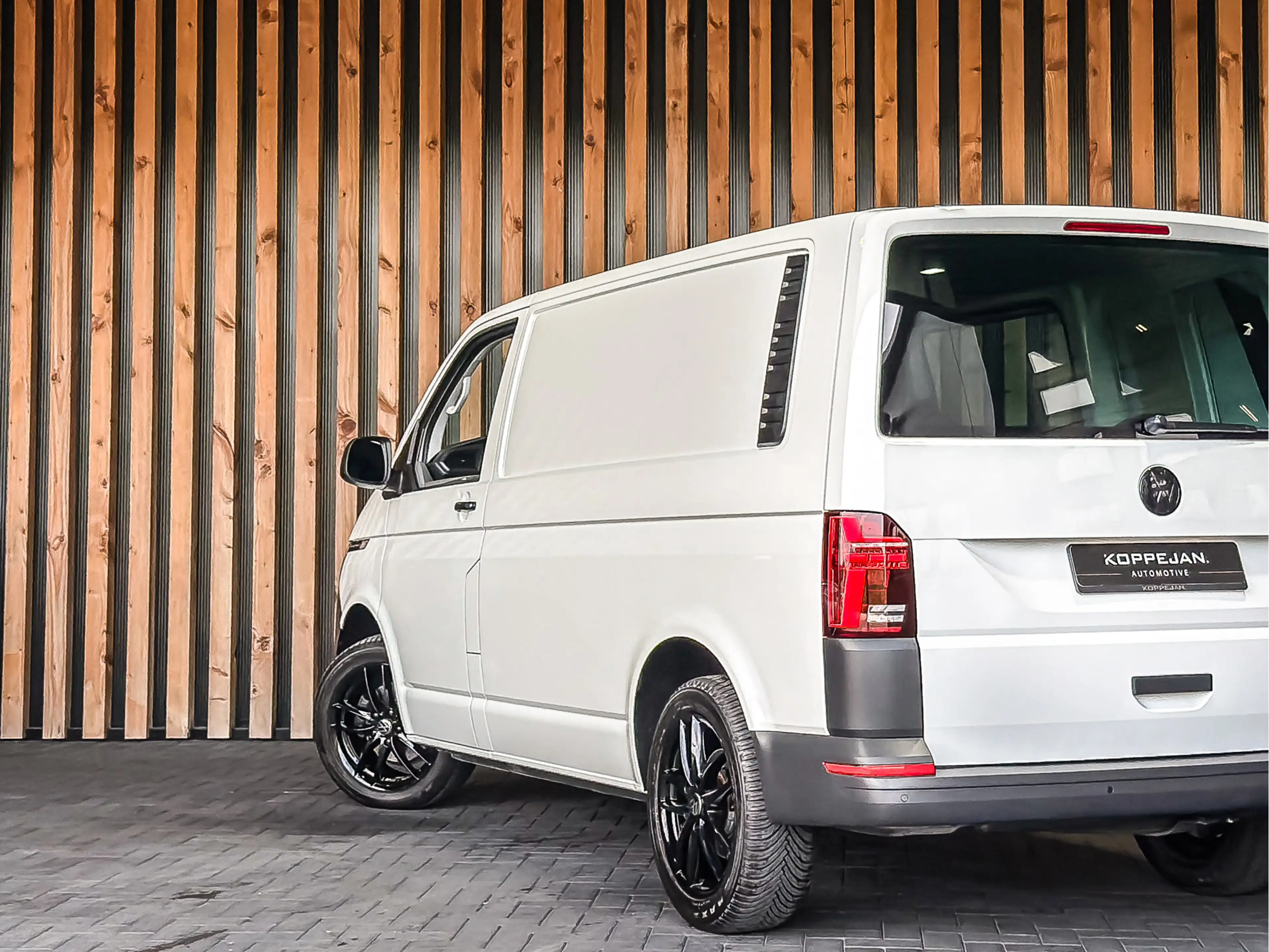 Volkswagen Transporter 2.0 TDI 150PK DSG Bestelwagen L1H1 | LED | STOELVE — photo 20