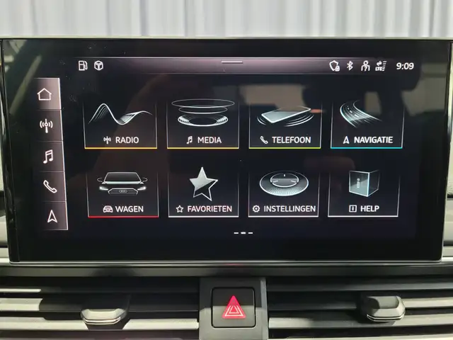 Audi A4 view 15