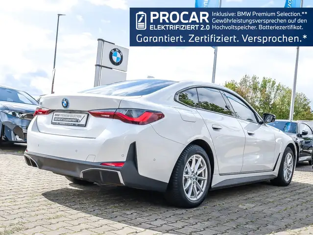 BMW I4 view 2