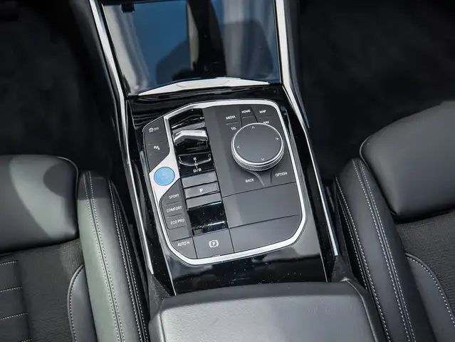 BMW I4 view 20