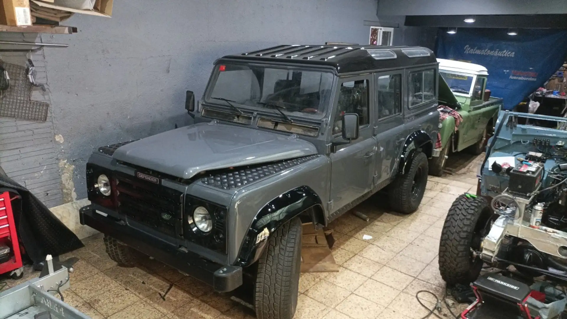 Land Rover Defender 110 TDI SW - 1