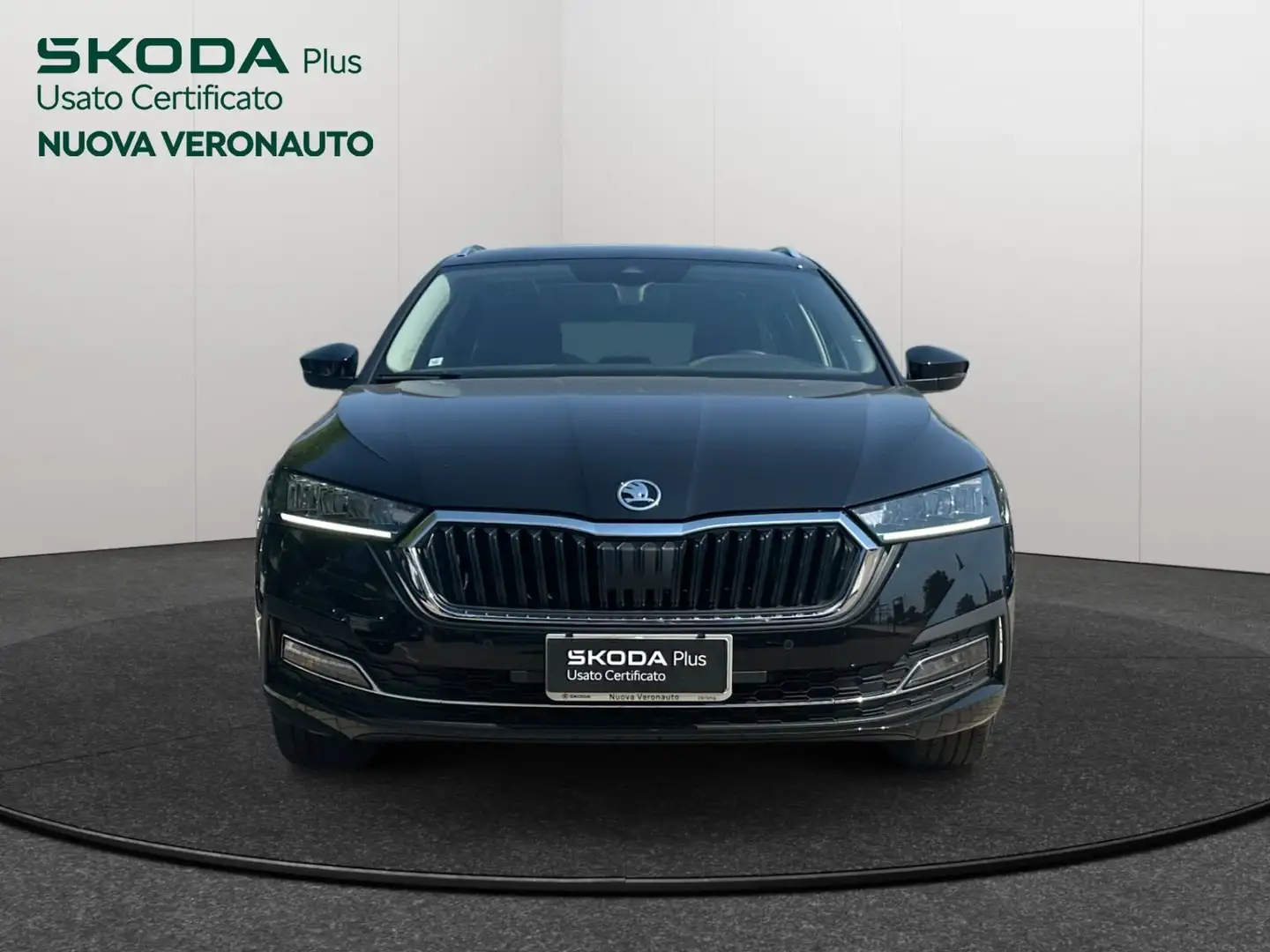 Skoda Octavia Wagon Style 2.0 TDI 110 kW (150 CV) 7 marce - DSG Nero - 2
