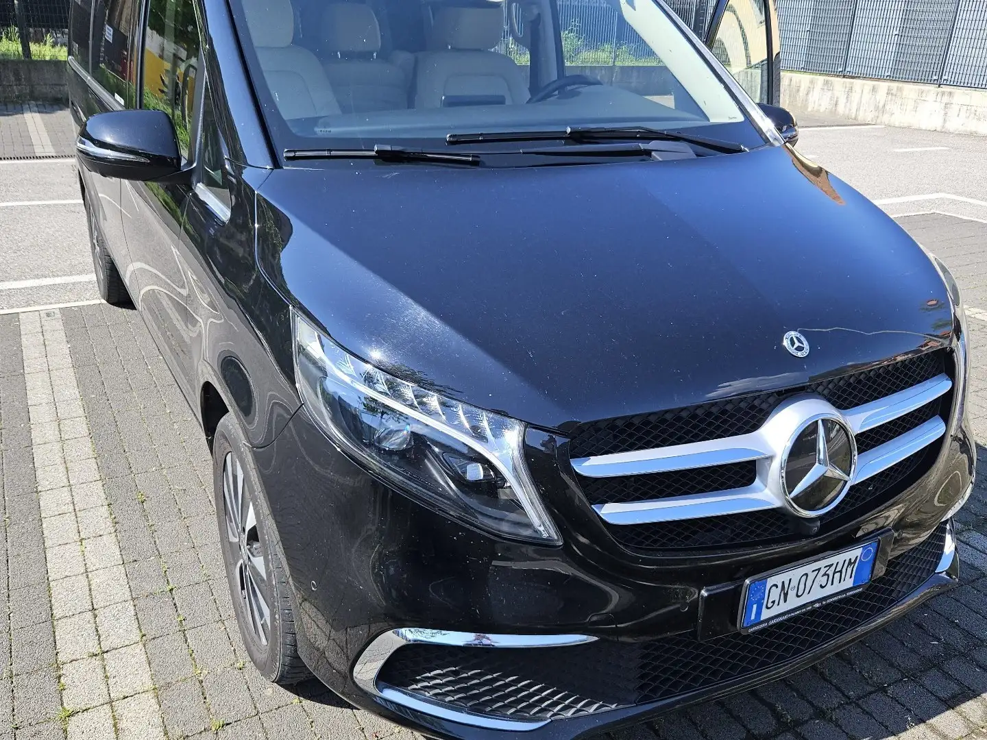 Mercedes-Benz V 250 d extralang 9G-TRONIC Avantgarde Edition 2023 - 1