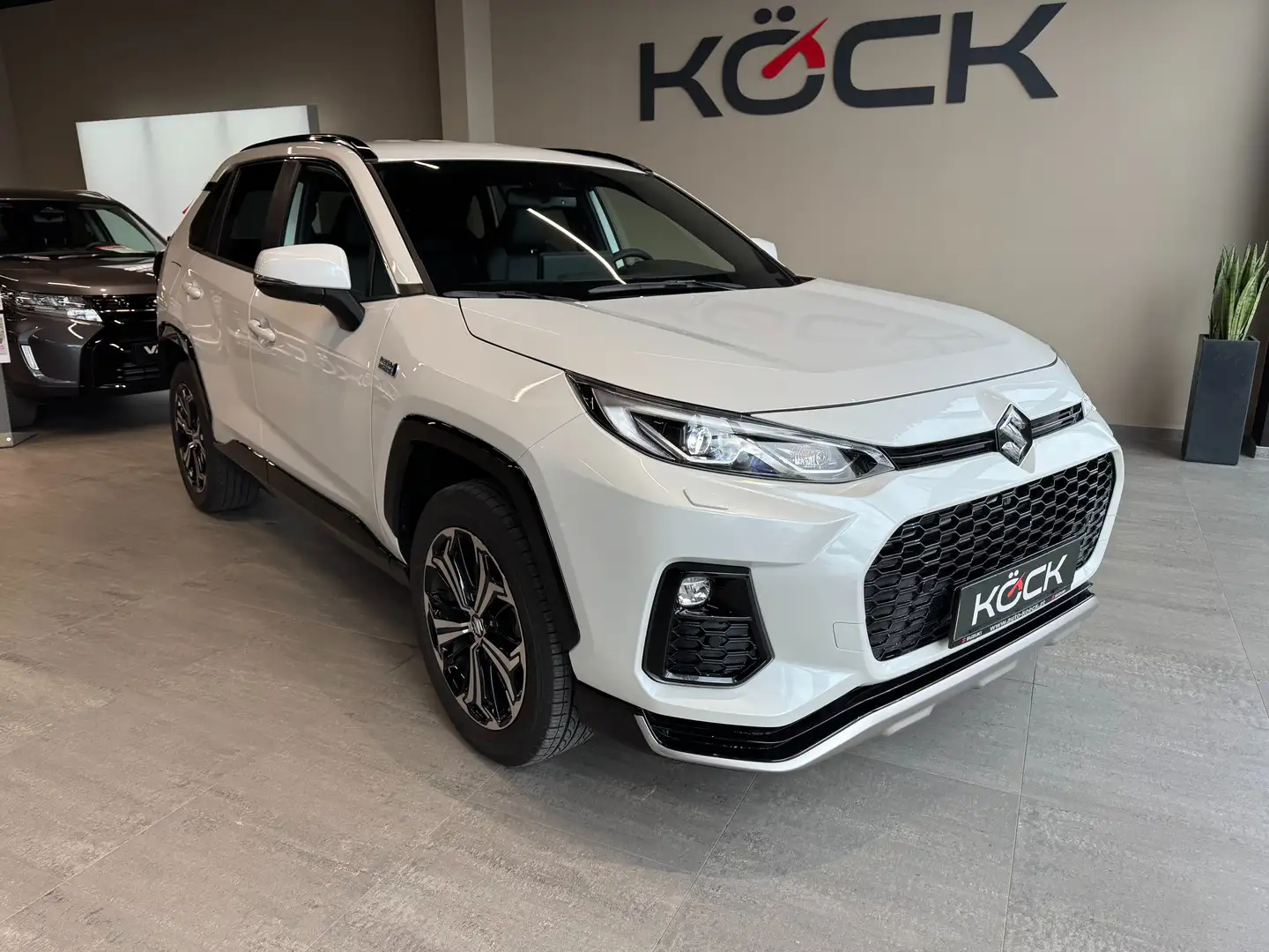 Suzuki Across 2.5 Plug-In Hybrid Comfort+ E-Four Weiß - 1