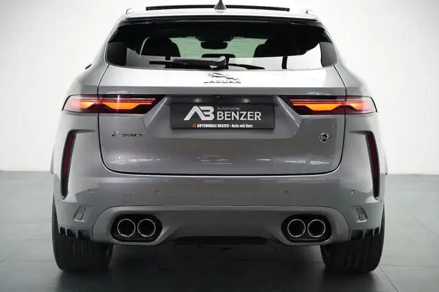Jaguar F-Pace view 8