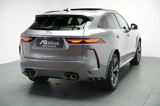 Jaguar F-Pace view 7
